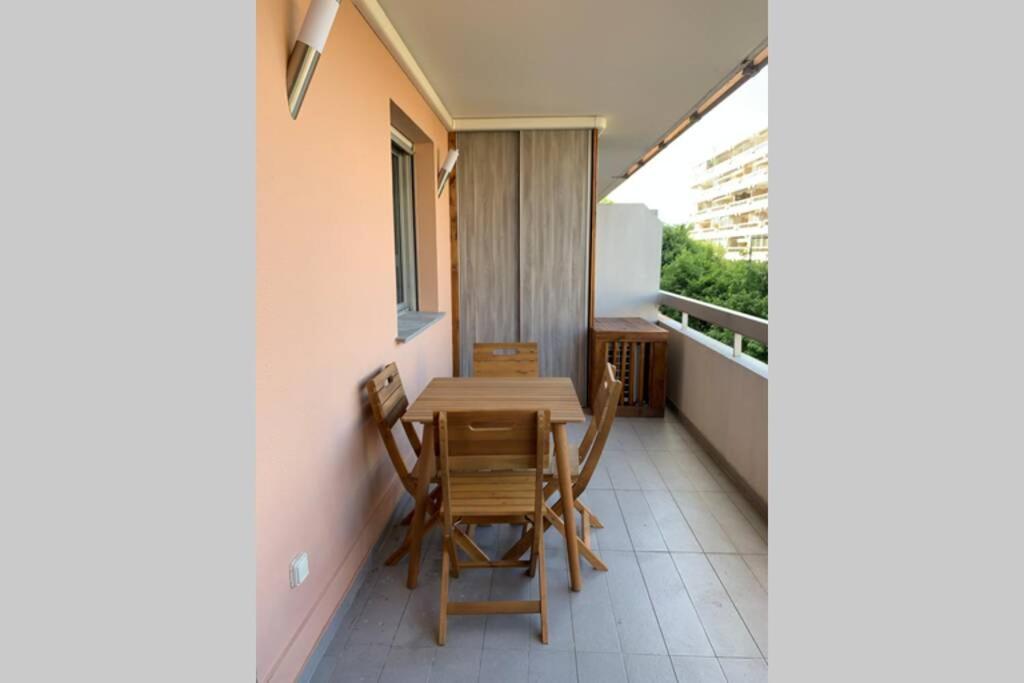 Juan Les Pins Joli T2 Parking Inclus! Apartment Antibes Bagian luar foto